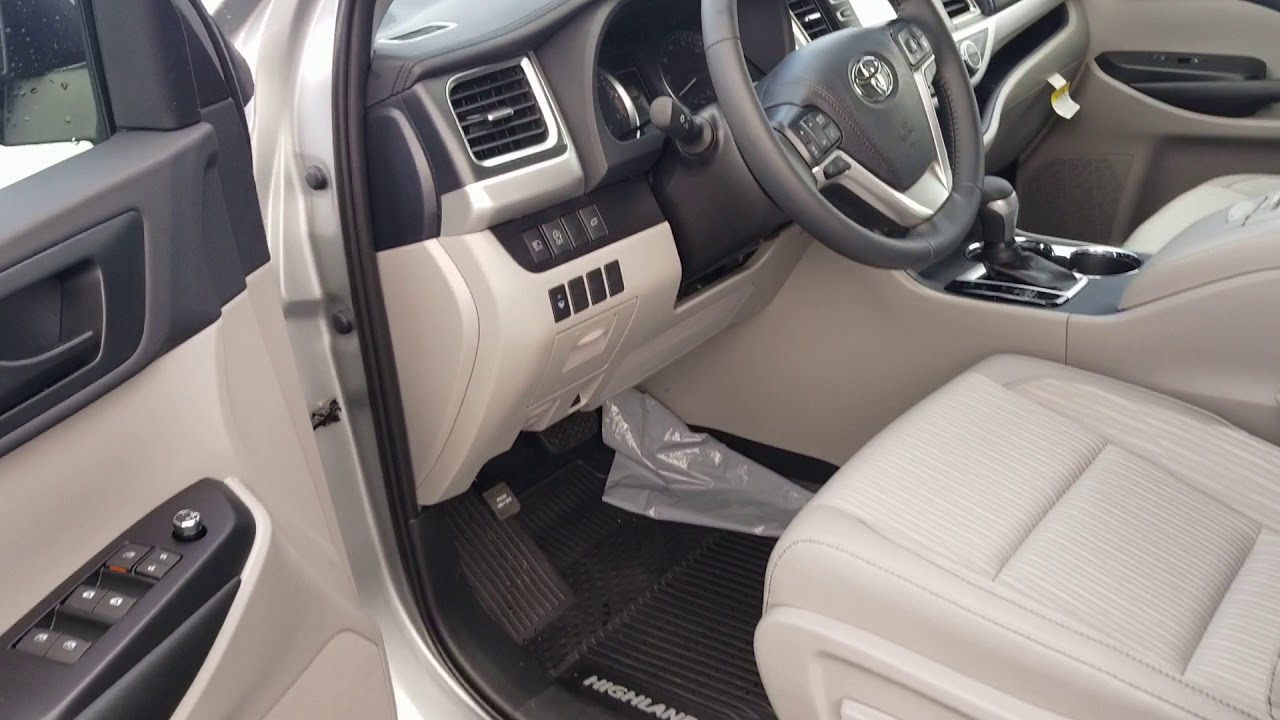 2019 Toyota Highlander LE PLUS by HEATHER BROWN  for Laurie