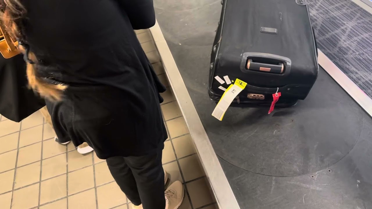 Waiting for my bag