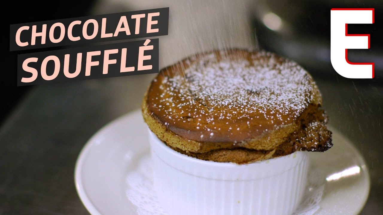 Minetta Tavern&rsquo;s Chocolate Souffle is Puffy Perfection &mdash; Snack Break