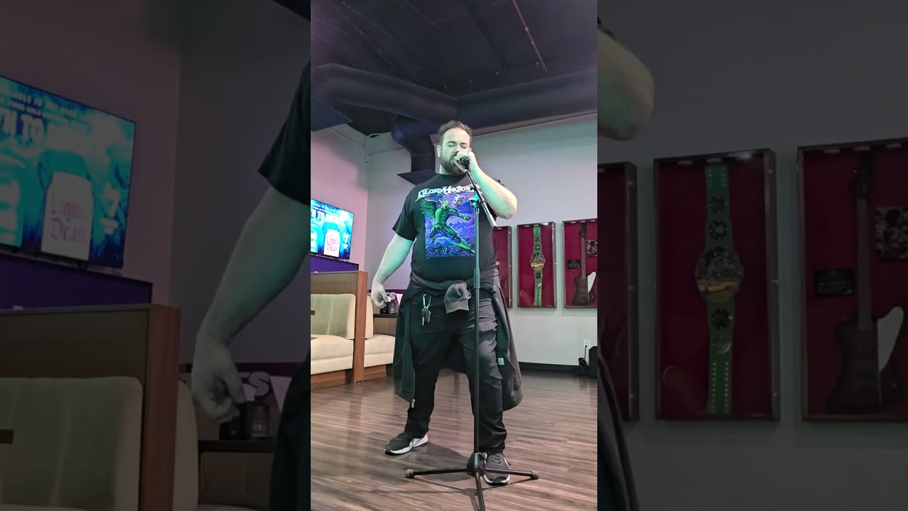 Tiki Karaoke - You're a Mean One Mr Grinch