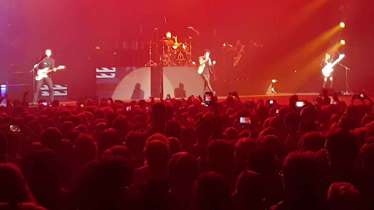 Crazy = Genius - Panic at the Disco - Zénith Paris 2019/03/19 #patd #panicatthedisco