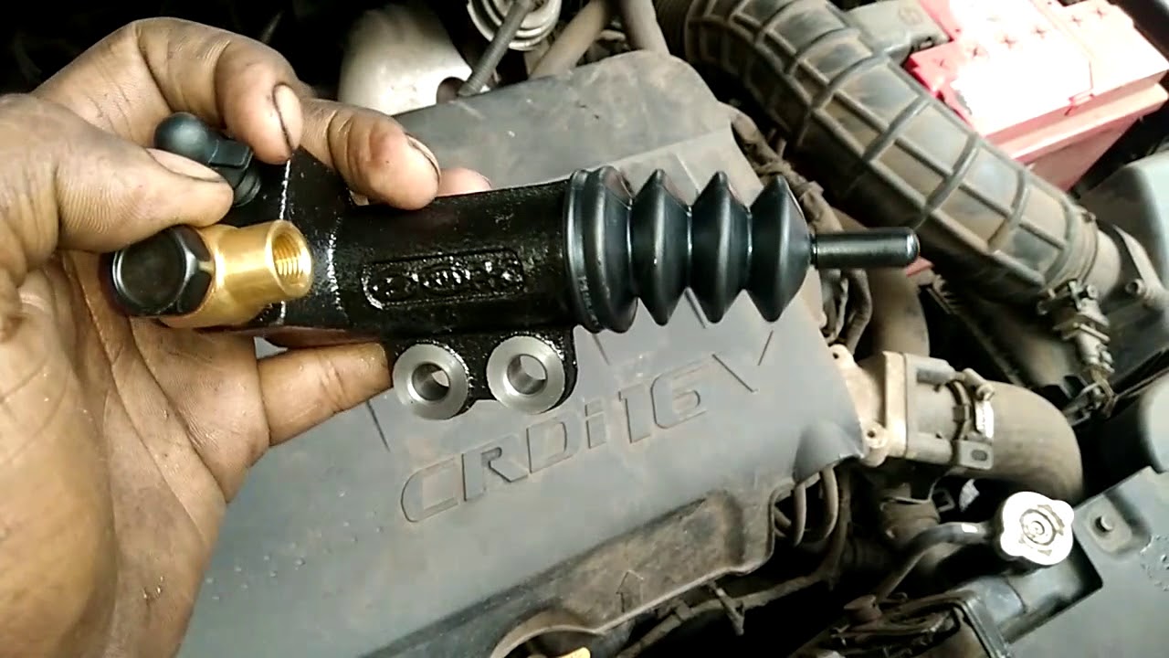 HYUNDAI VERNA  CLUTH  ISSUE
