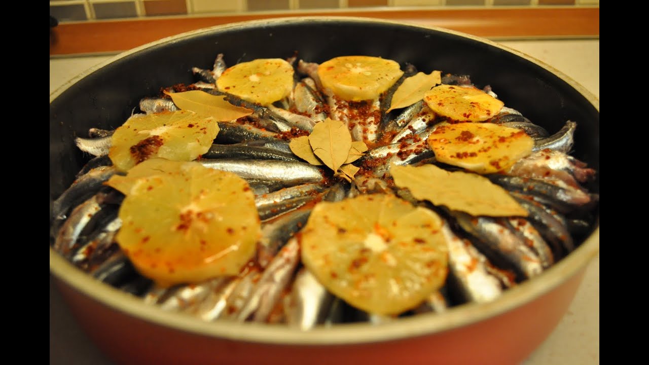 Patatesli Hamsi ve S&uuml;t Helvası Tarifi