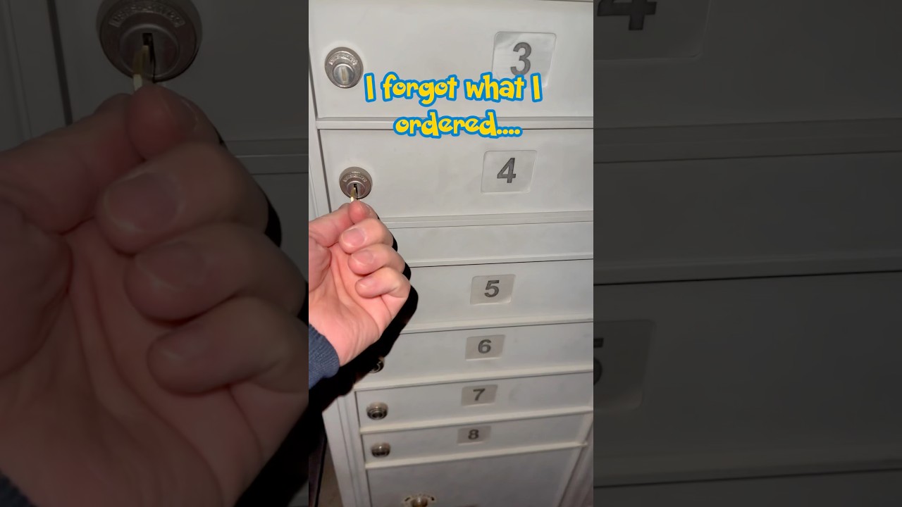 I forgot what I ordered… let’s open it! 😬📦 