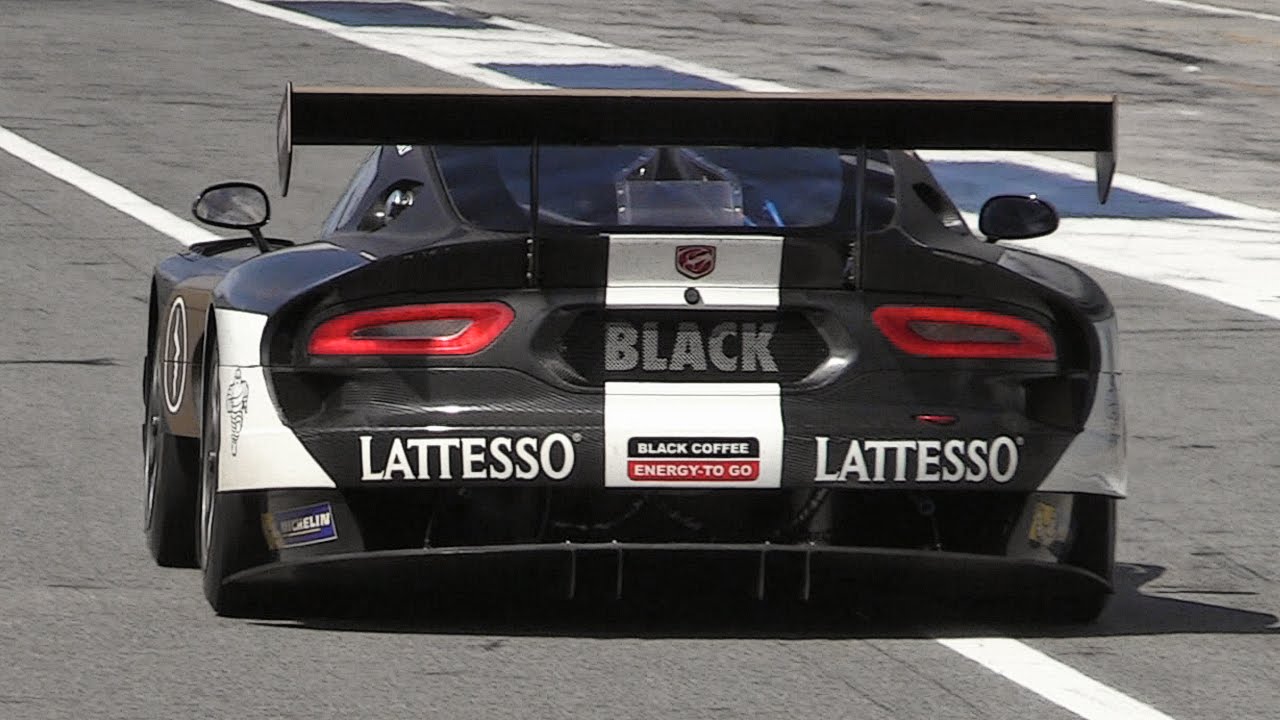 SRT Viper GT3-R In Action On Track - Accelerations & Fly Bys