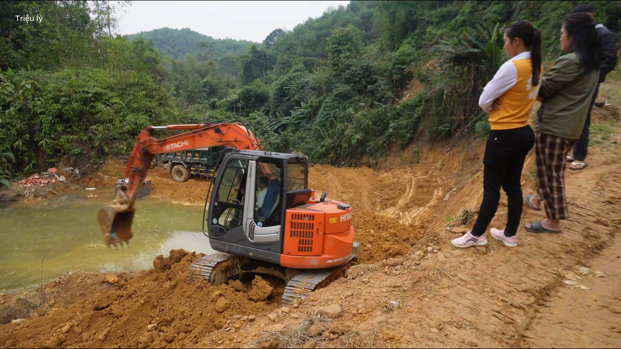 Talented CEO returns home build a pond 20 million cubic meters of water - Trucks and excavator