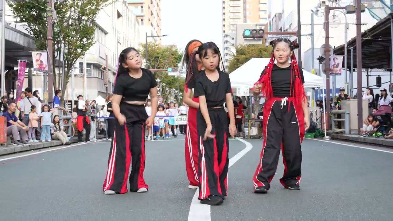 グランドバイブス ピンクハウススタジオ DANCE ZANMAI 2025 【4K60P高画質】
