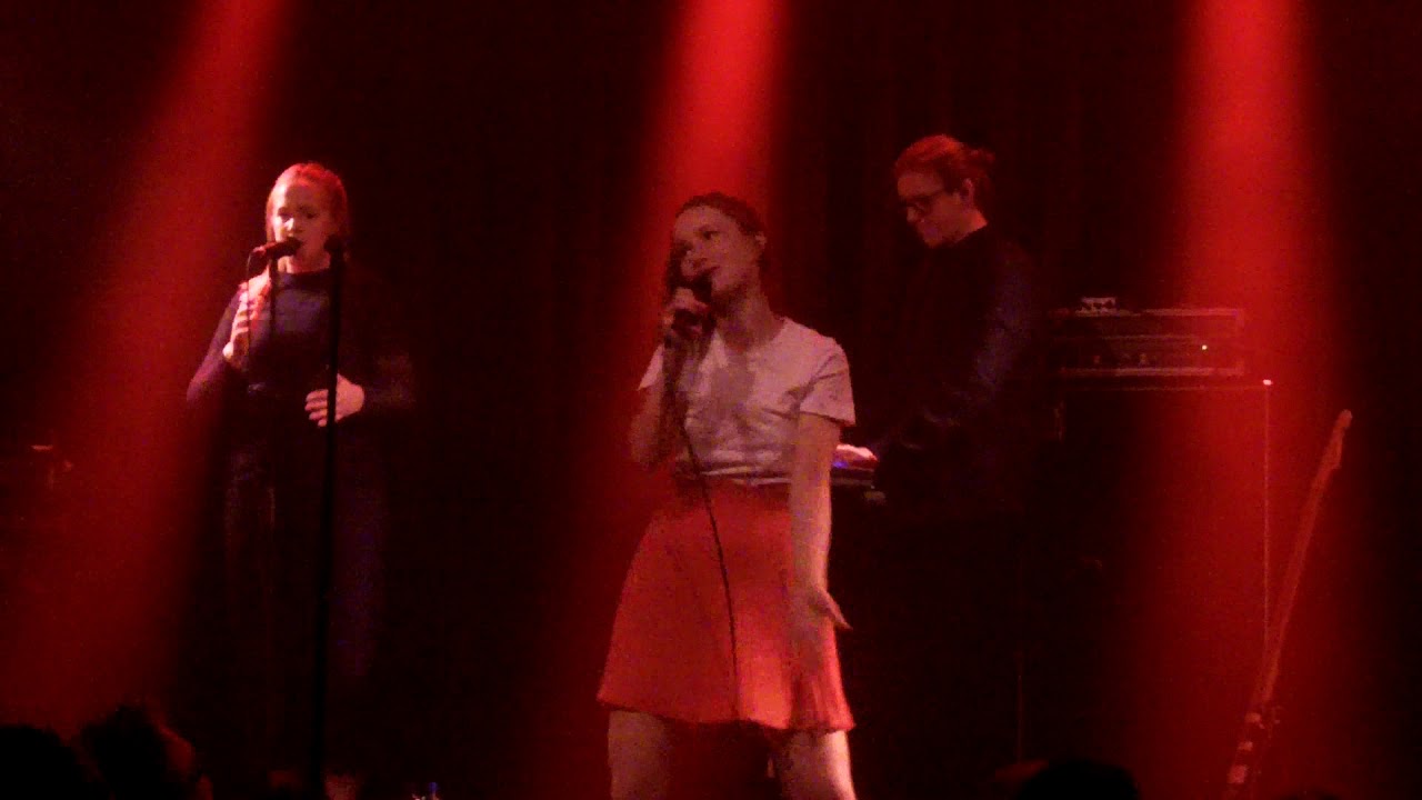 Sigrid - Plot Twist @Melkweg Amsterdam 1/11/17