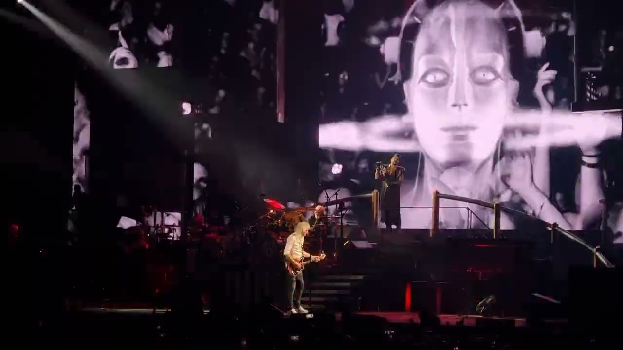 Queen + Adam Lambert | Radio Ga Ga | Live in Stockholm | July 20th 2022