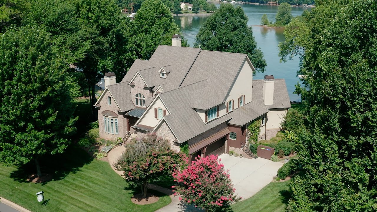 $3,200,000 Waterfront Property in Denver, NC!
