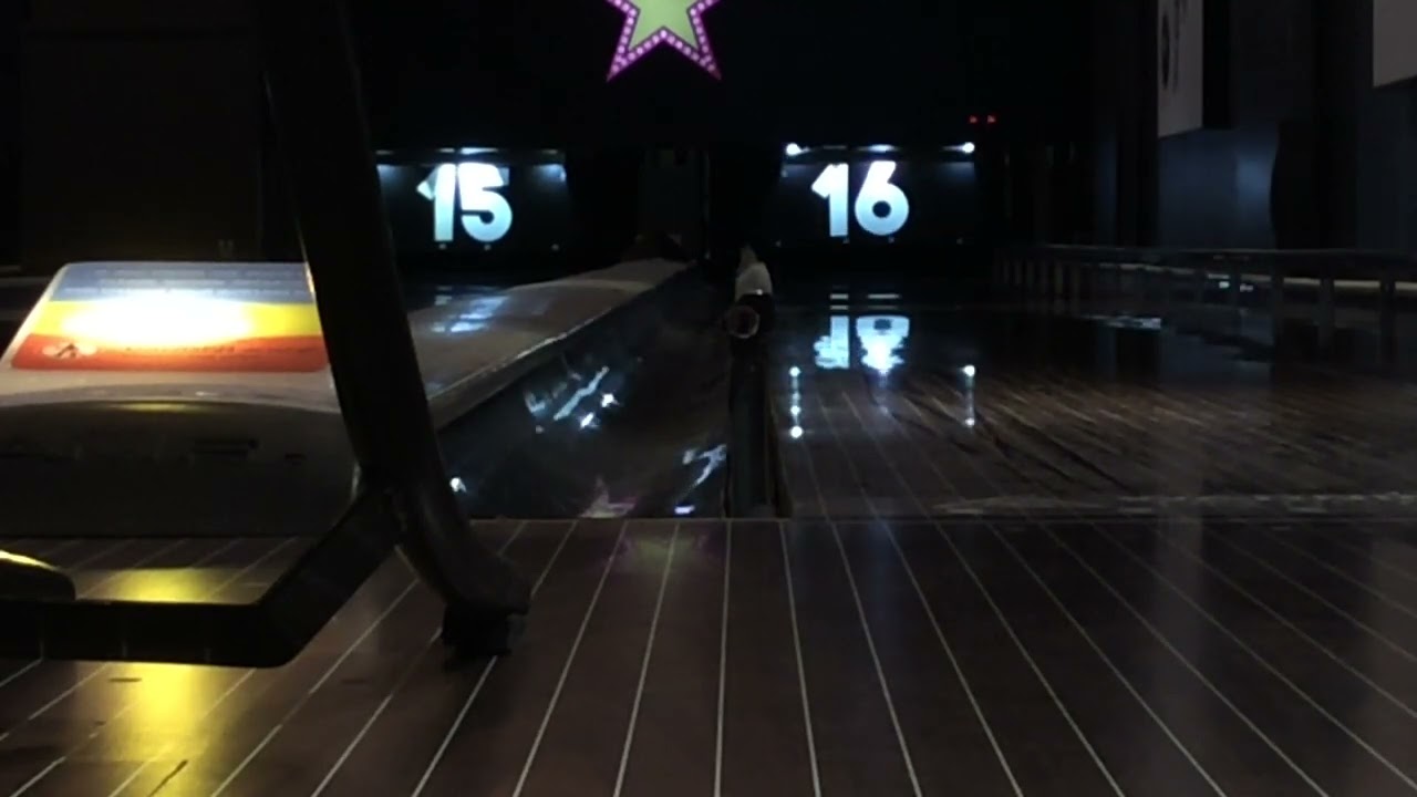 Playing Bowling at at Hollywood Bowl at Southampton at Westquay Shopping Centre Ep 7