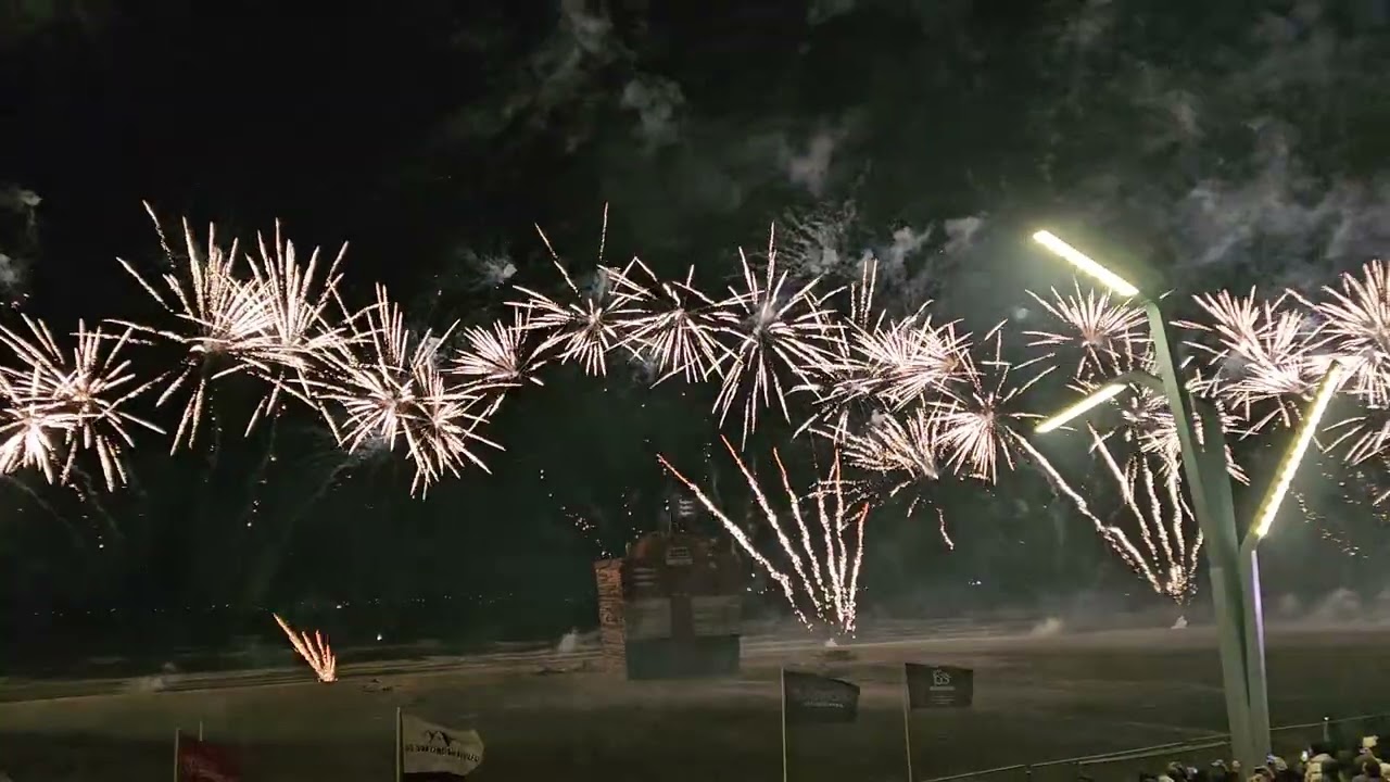 Vuurwerkshow Vreugdevuur Scheveningen 2025/2026