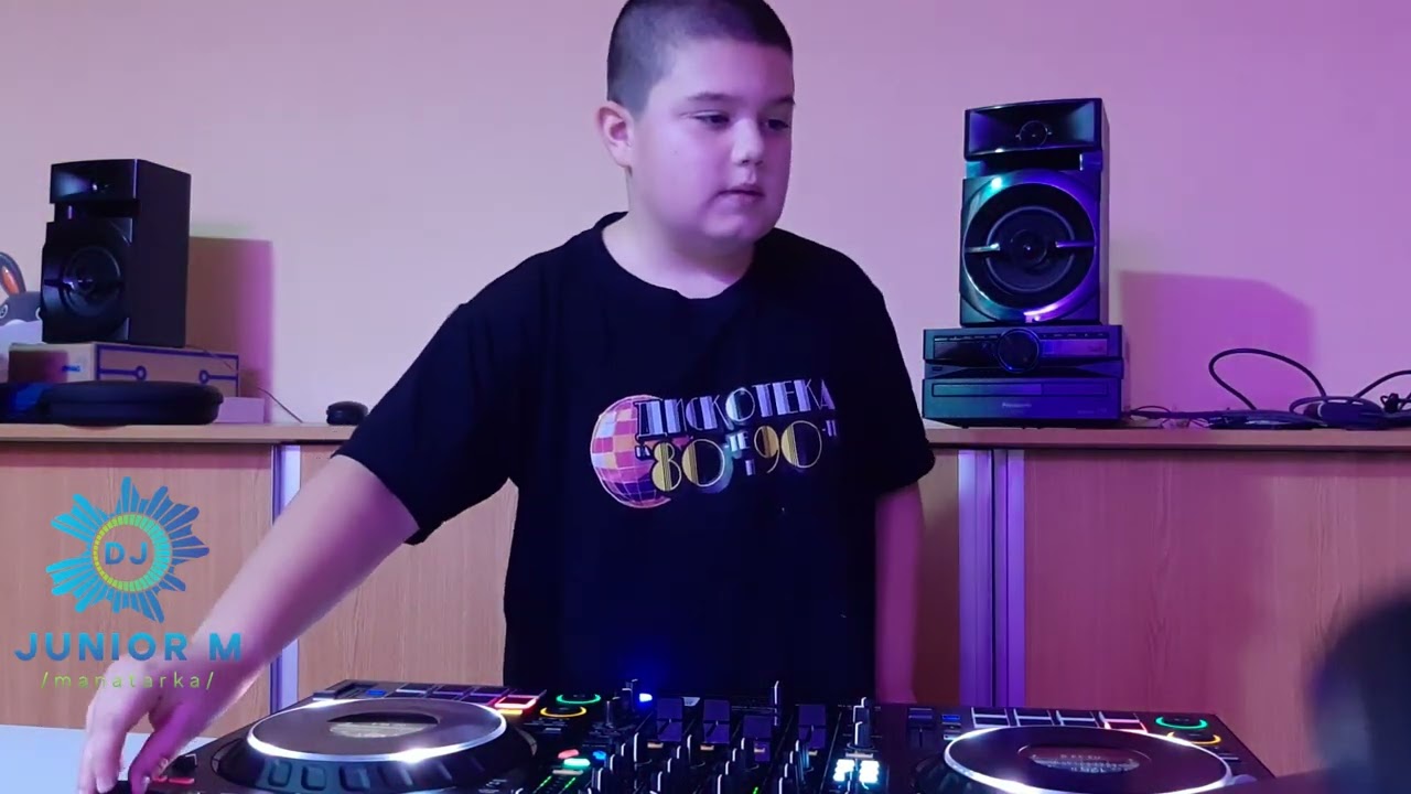Да си припомнин лятото с Beach Bar Tunes
