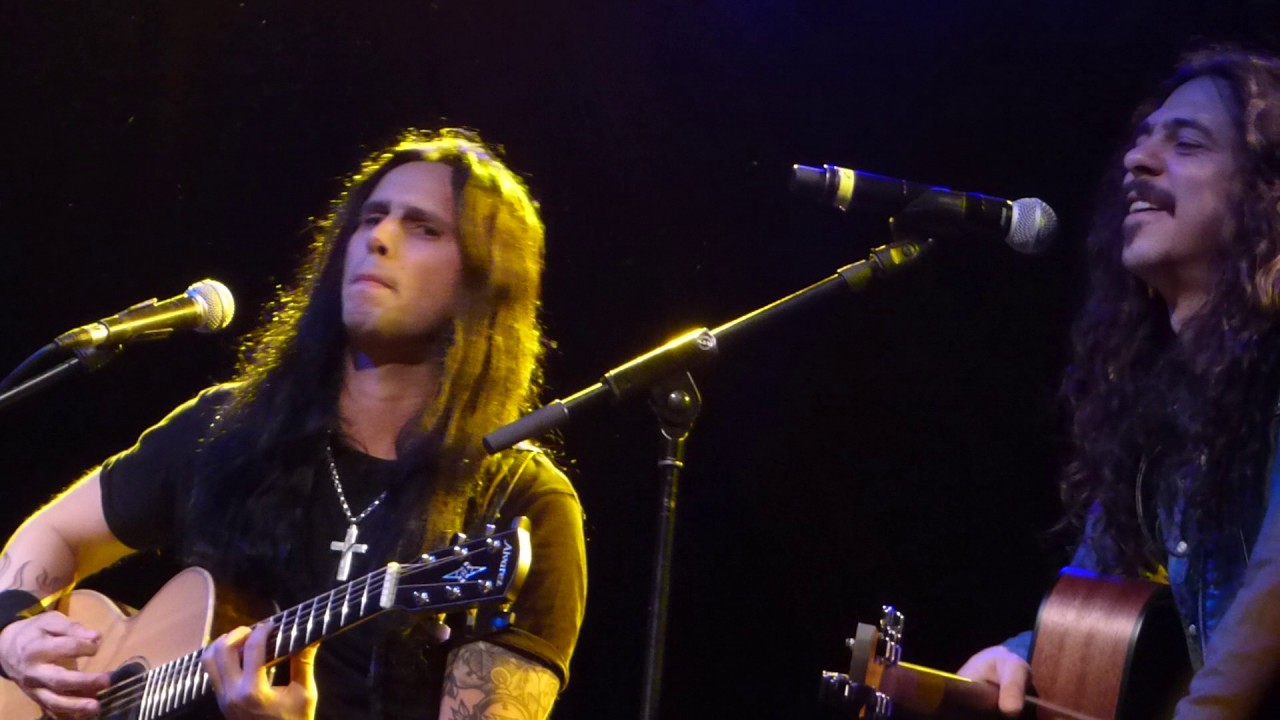 GUS G & JAMES PAUL LUNA - World On Fire. Acoustic show [Batschklapp, Frankfurt, 7.4.2017]