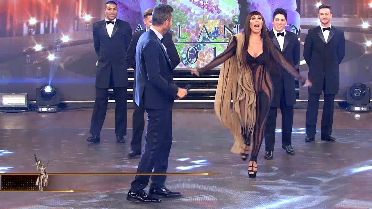 Moria Casán y su transparente catsuite irrumpieron en Bailando 2017
