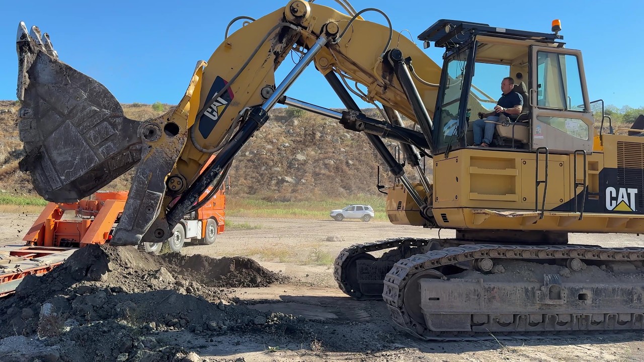 Relocating On Site The Cat 5090B Shovel & Removing The Cat 385C Bucket - Sotiriadis/Labrianidis 4k