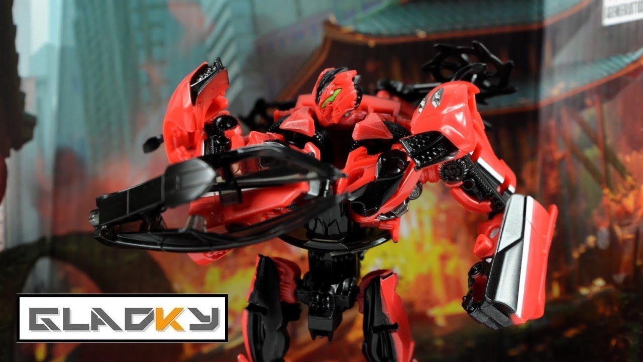 Gladky Recenzuje - Transformers Studio Series Stinger