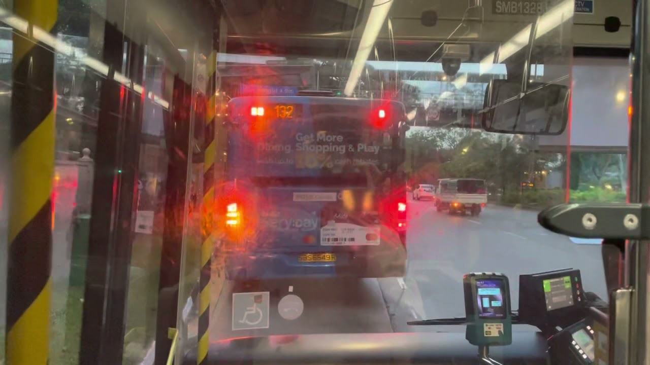 [2/3] SMRT Buses MAN NL323F A22 (Batch 2) SMB1328J on Service 971