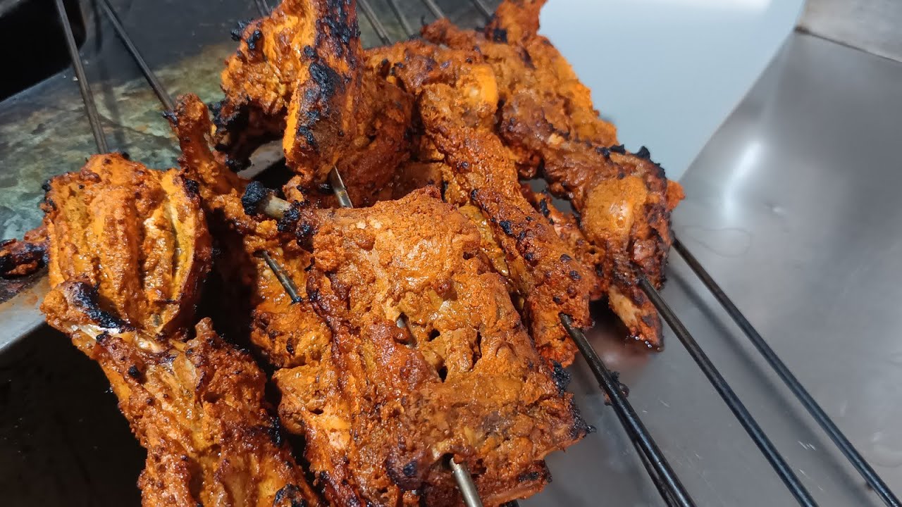 Rishu Tandoori Chef is live chicken tandoori recipe #tandoorchef #food #hotelchef #chefsnextdoor  