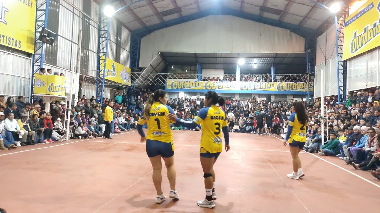 MARIA ABRIL VS LA SELECCIÓN DE CHIMBACALLE ESPECTÁCULO GARANTIZADO FINAL EPICO DEL ECUAVOLEY