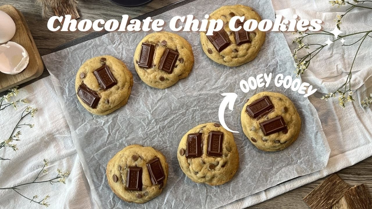 Soft Chocolate Chip Cookies Recipe 🍪| Baking Therapy✨