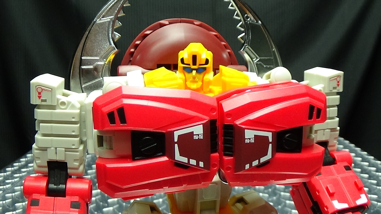 Fans Hobby MEGATOOTH (Masterpiece Repugnus): EmGo's Transformers Reviews N' Stuff