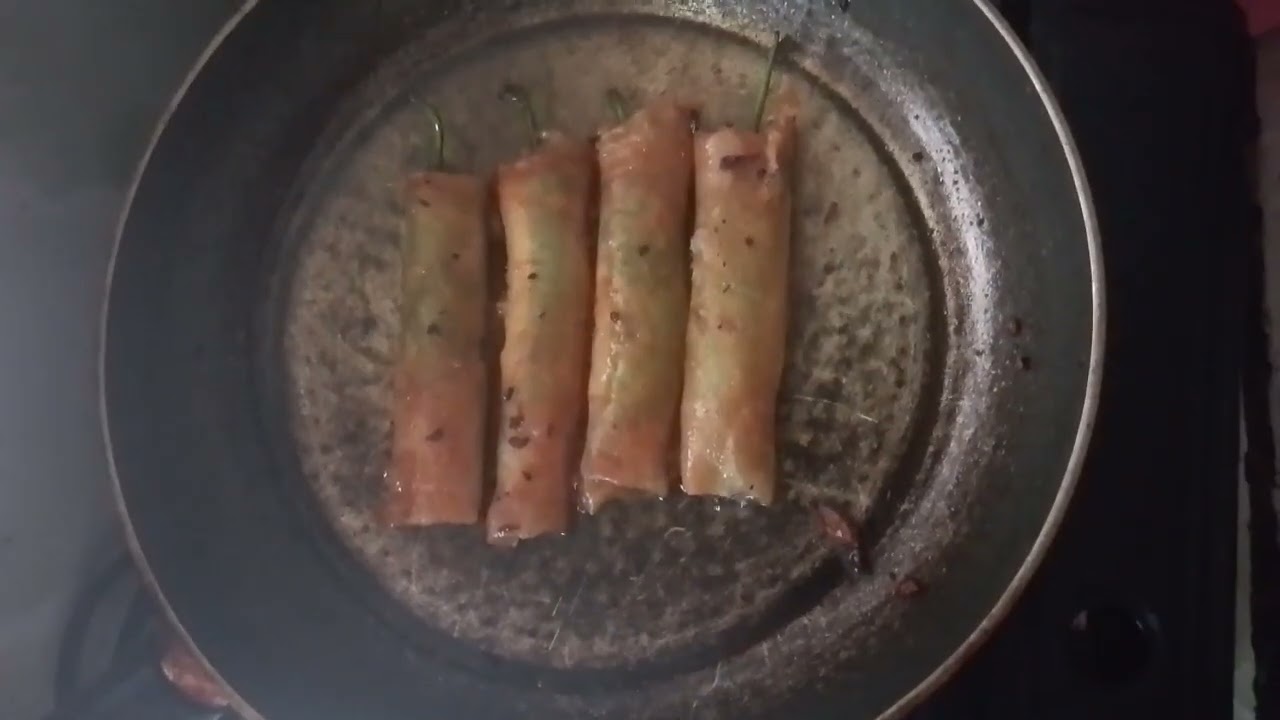 Making dynamite lumpia chicken flavor