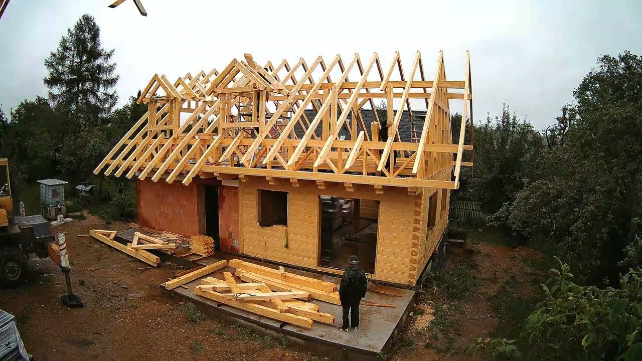 Time-lapse of the construction of a family house in three minutes.