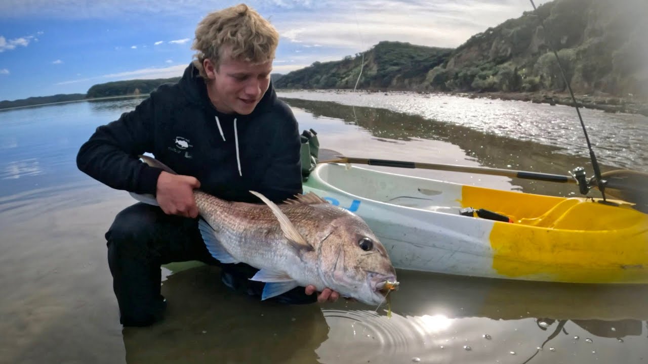 Sight Casting Snapper In Under Knee Deep Water! Big Fish