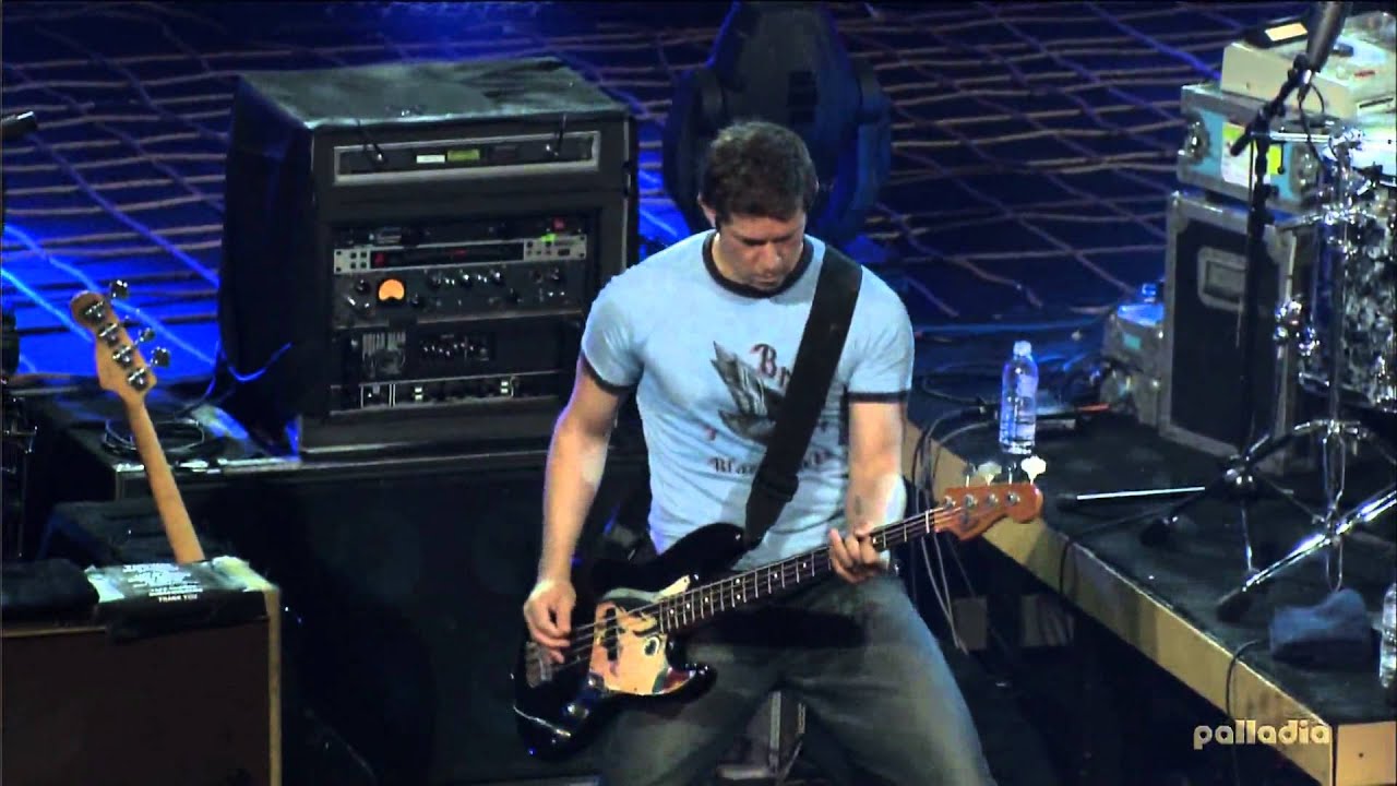 Alanis Morissette   Uninvited   Live HD