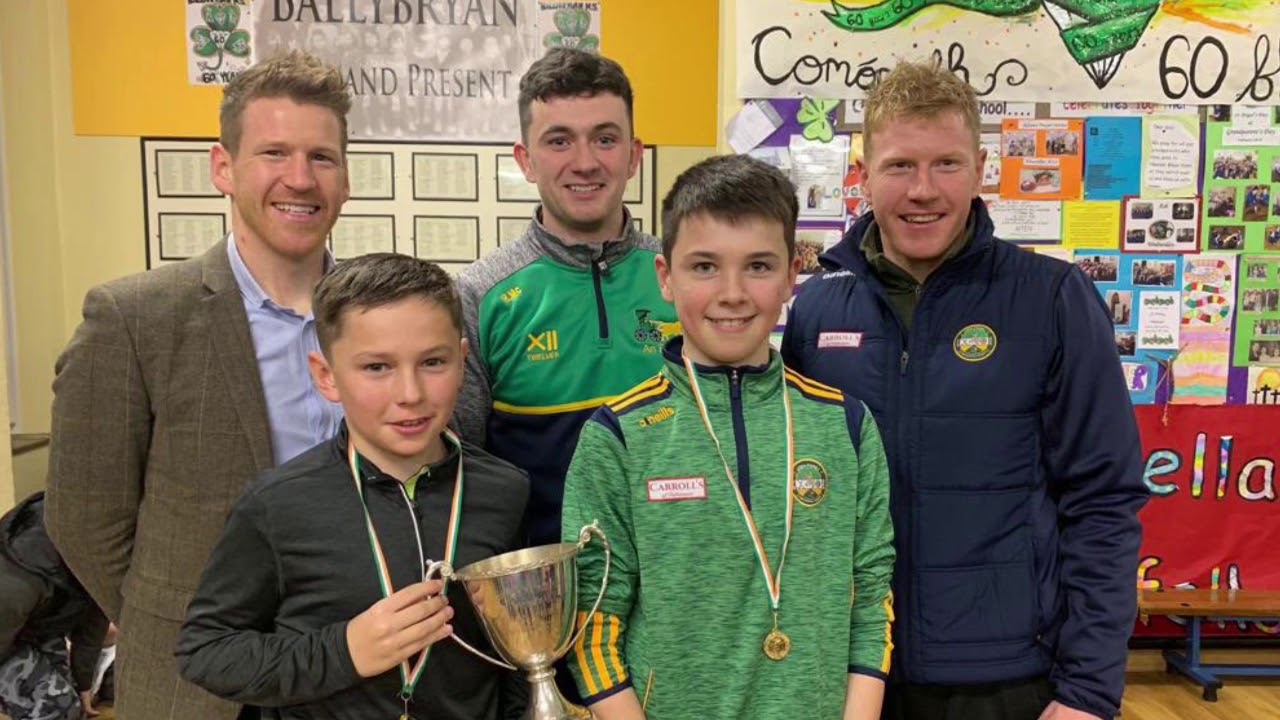 Ballybryan Cumann na mbunscoil medal presentation