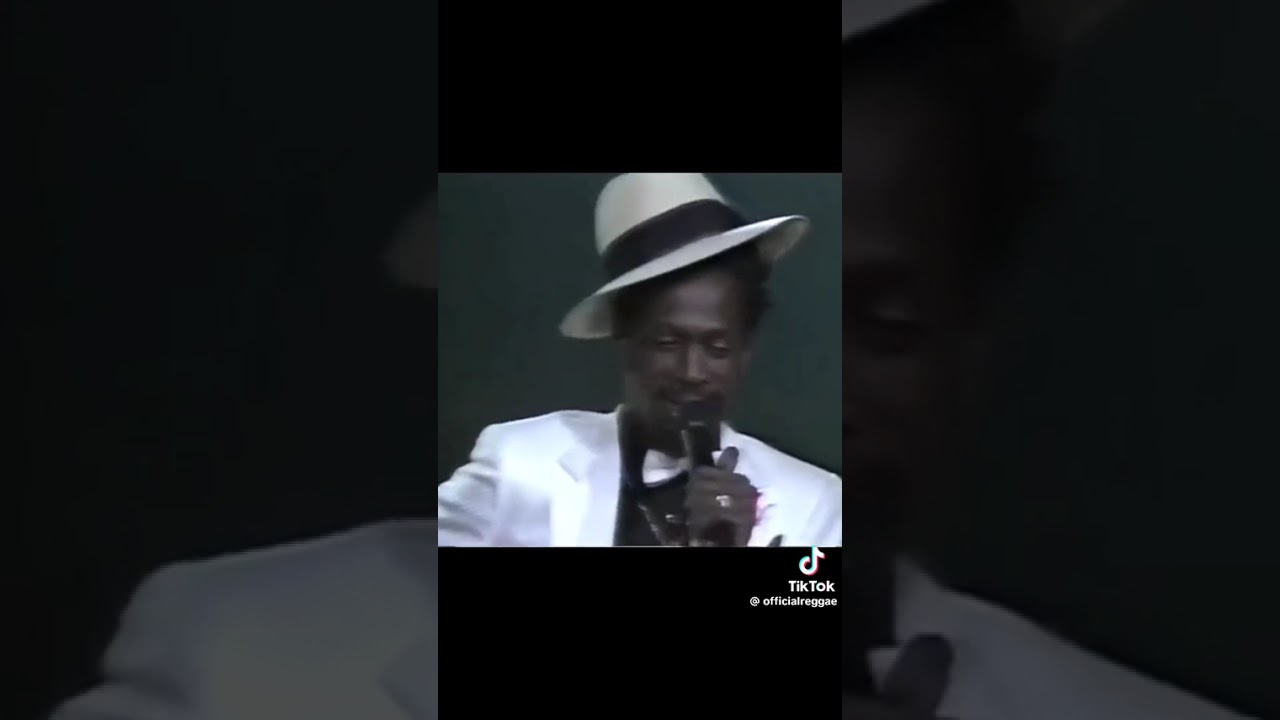 Gregory Isaacs Live Brixton Academy London 1984 - Classic Performance 