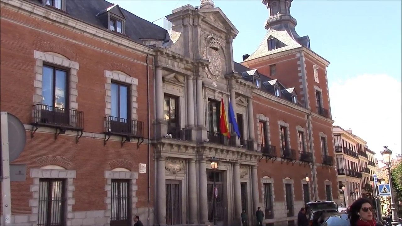 Palacio de Santa Cruz. Paseando por Madrid.