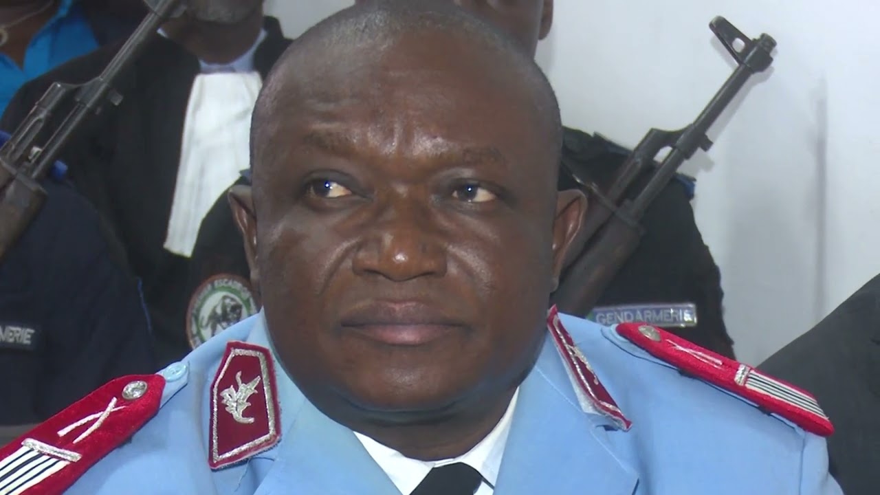 05 nouveaux avocats militaires prêtent serment devant le Commissaire du Gouvernement