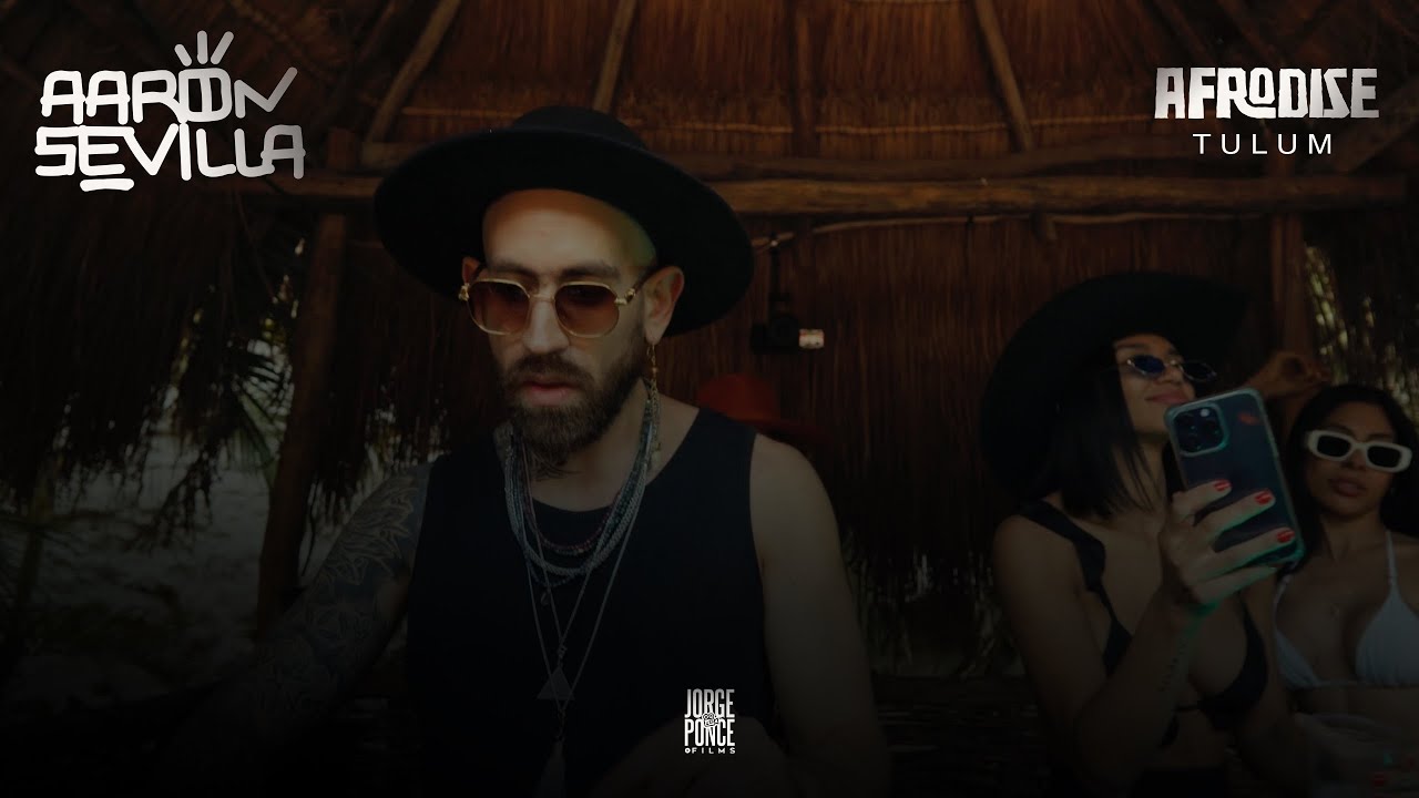 @AaronSevilla en Tulum #cenote Party / @afrodisemusic
