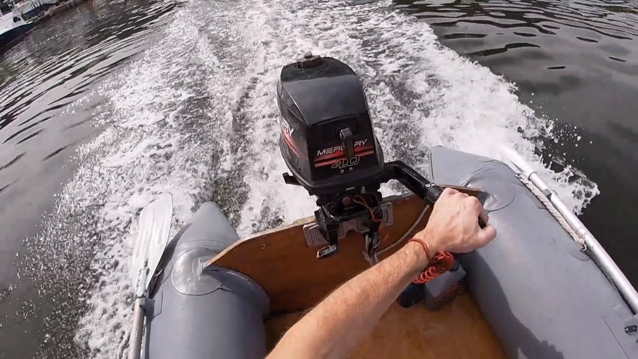 PRIMEIRO ROLÊ DE BOTE E QUASE VOEI!!!
