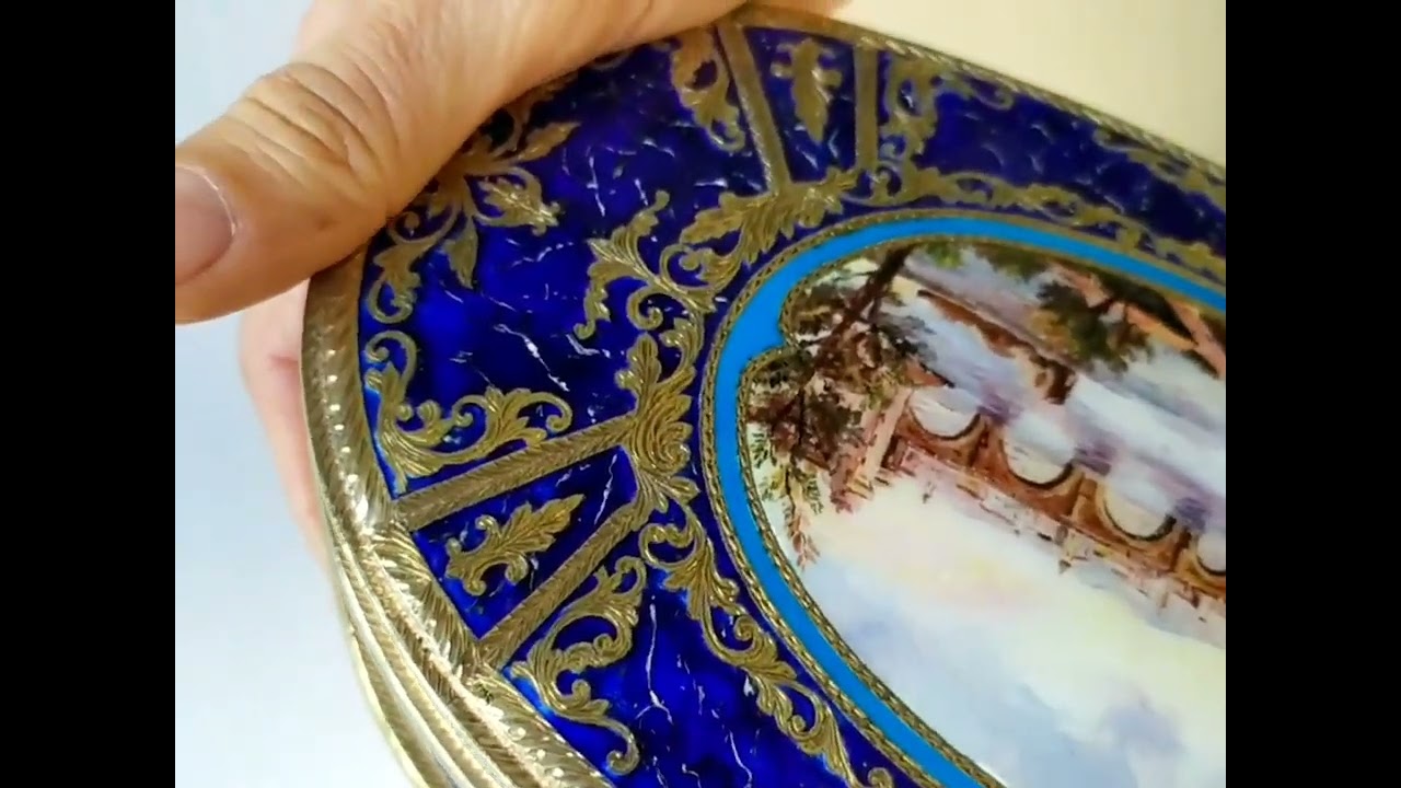 Sterling silver big oval Jewel box Baroque style, with Miniature Salimbeni video