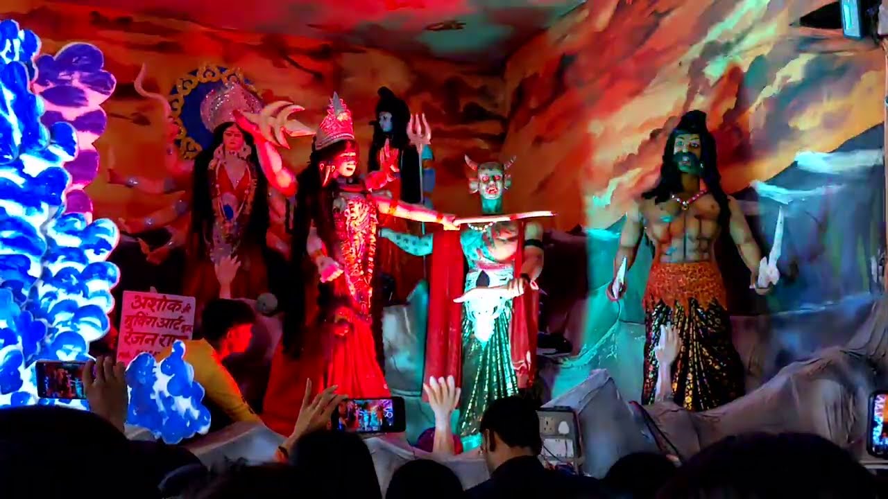 Durga Puja Pandal, Moving Statues, Corona Virus, Akharaghat Road, Muzaffarpur, 2022