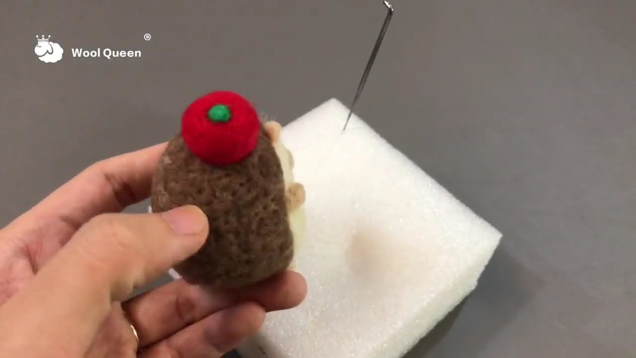 Wool Queen Hedgehog Needle Felting Kit Video Tutorials