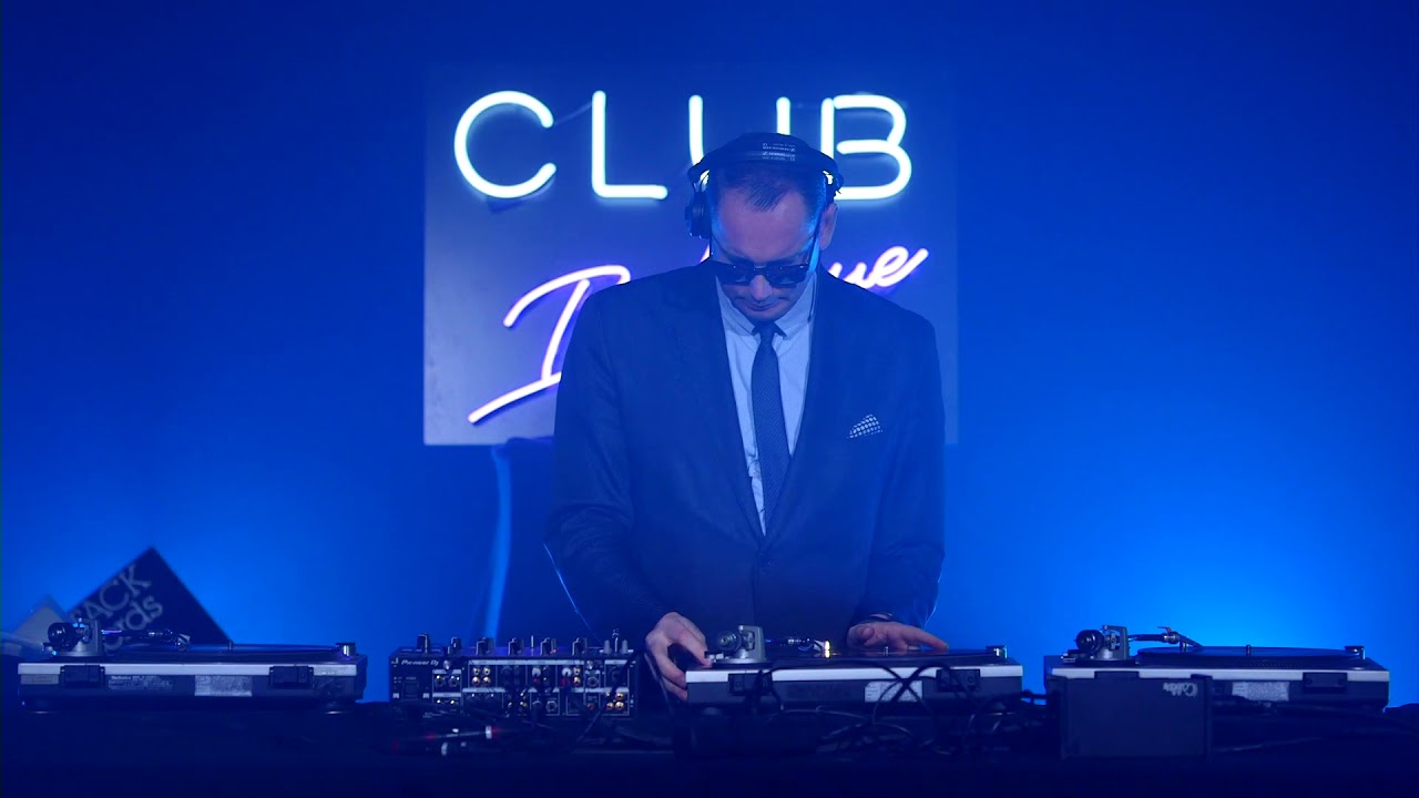 Mr Sam Live Vinyl Classic DJ Performance for Age of Love X Club Belgique  on 09/01/2021