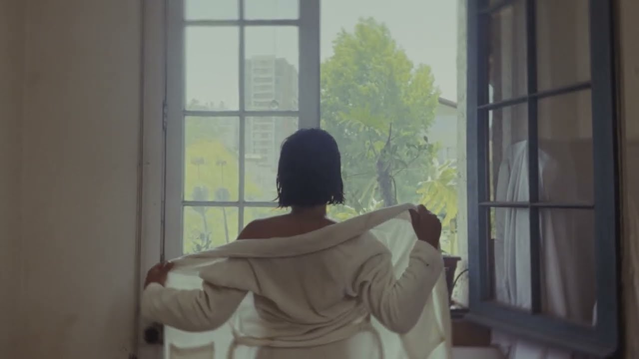 Camila Moreno - Coronaci&oacute;n (VIDEO OFICIAL)