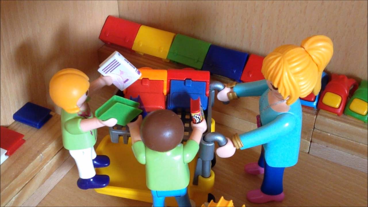 [Film Playmobil n°20] Les fournitures scolaires et la rentrée catastrophe