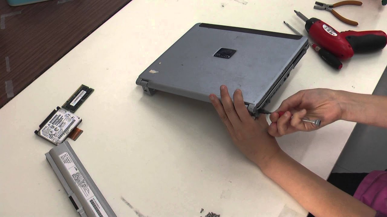 富士通 LIFEBOOK FMV-830MT 分解 (disassembly,How-to video)