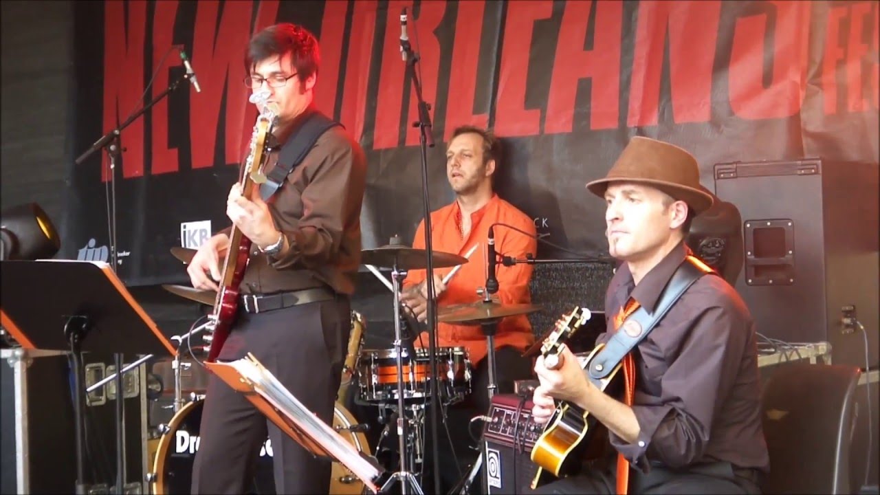 Jazzpresso (Smooth Operator) - Chris Just (Guitar)