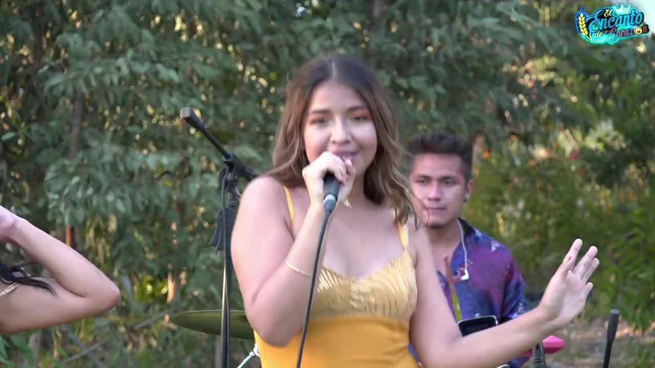 El Encanto de Corazon - La Bomba | Vivo en 2-1-2021