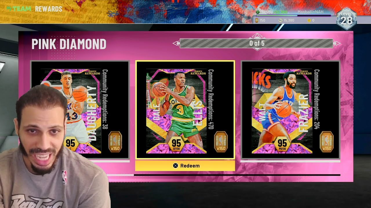 Picking Our First PINK DIAMOND TOKEN REWARD in NBA 2K22 MyTeam! No Auction House #8