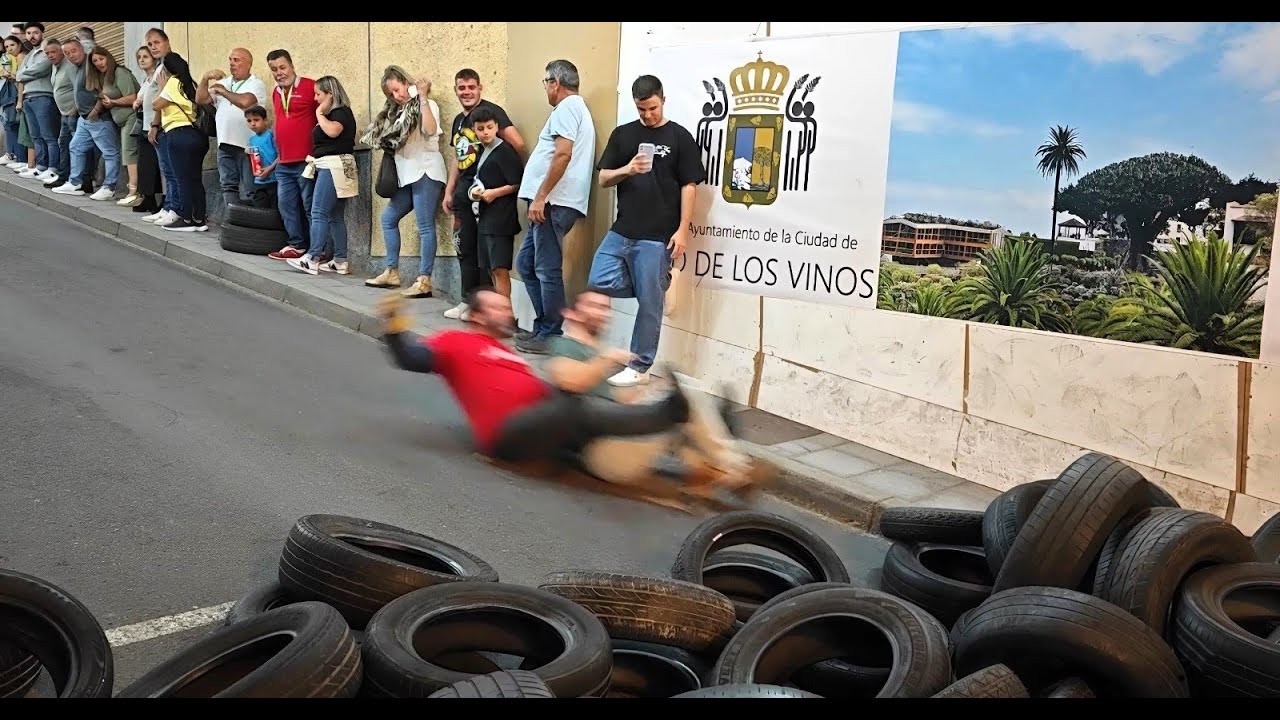 Las Tablas de San Andrés, trepidante tradición calle abajo