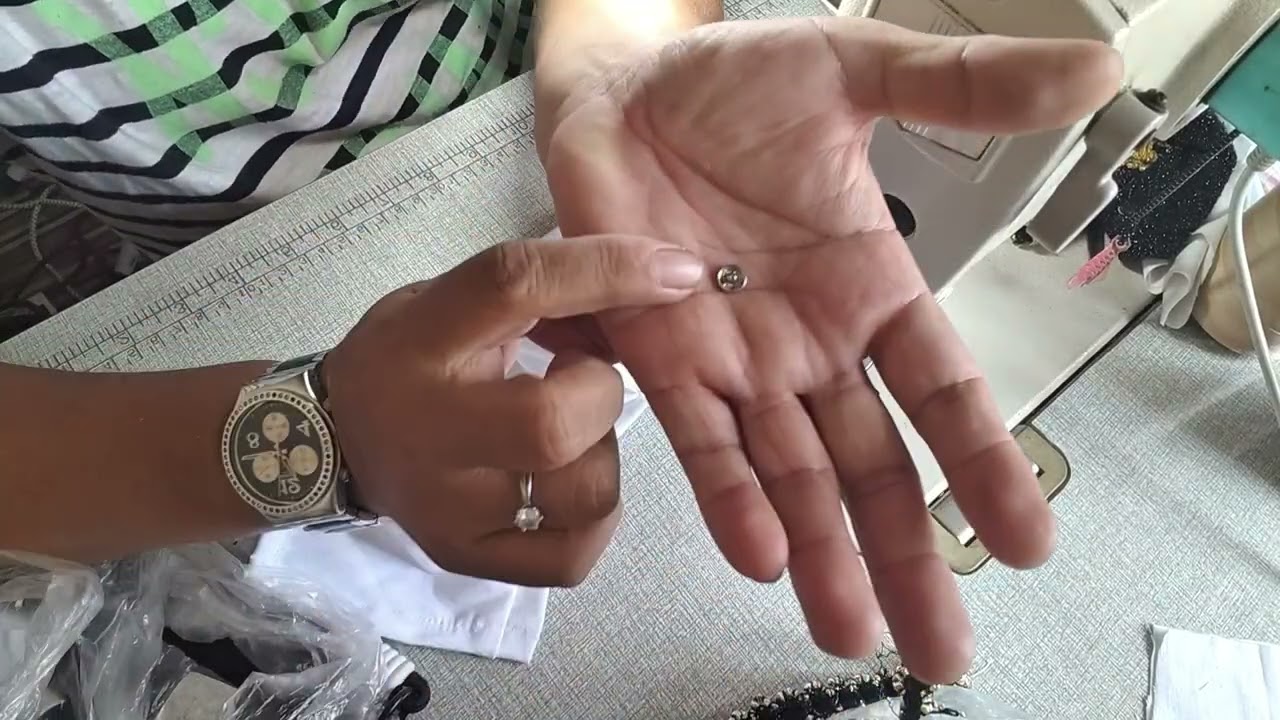 Making a Rumi Costume Golden by Huntrix
