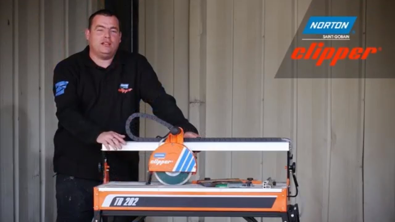 Norton Clipper TR202 Tile Saw - Cutting Tiles