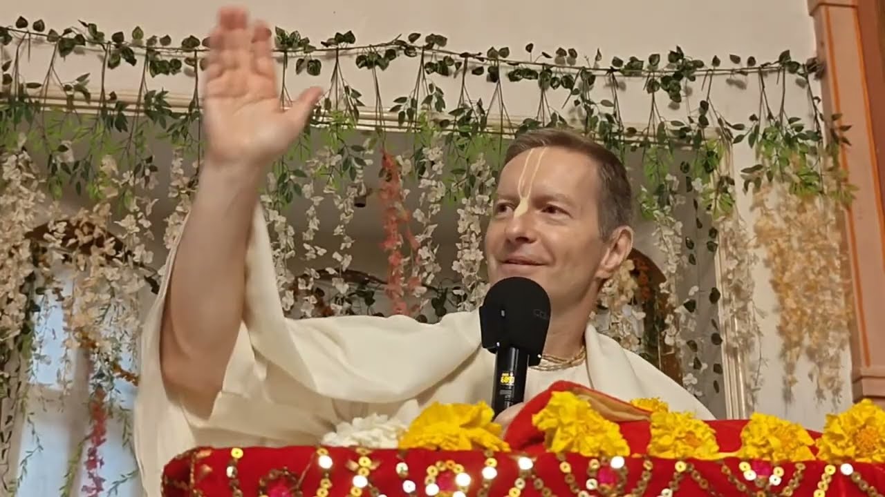Chaitanya Academy Italia  sta trasmettendo dal vivo.